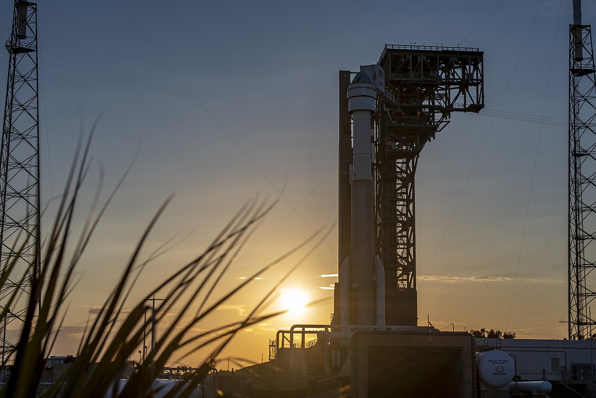 CST-100 Boe-CFT on the launch pad