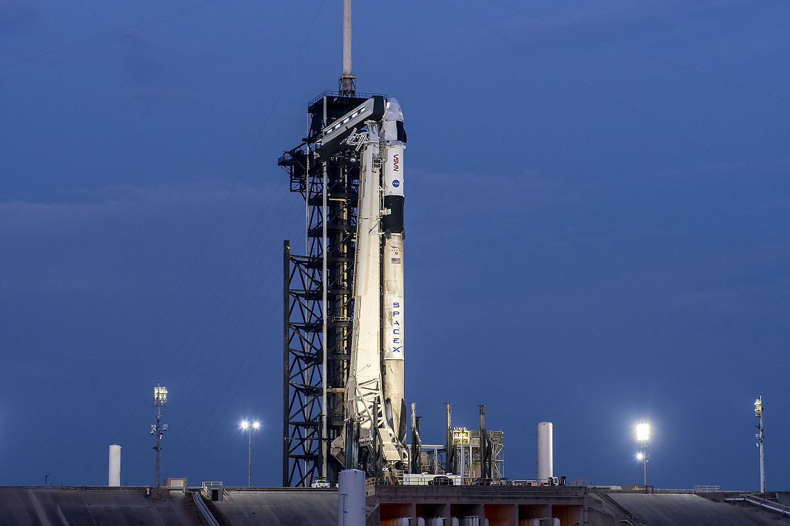 SpaceX Crew-10 auf der Startrampe