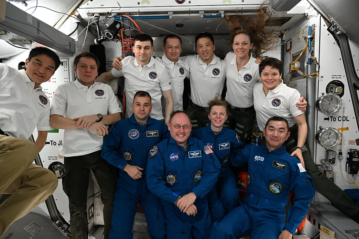 ISS-73 mit der Mannschaft Crew-11