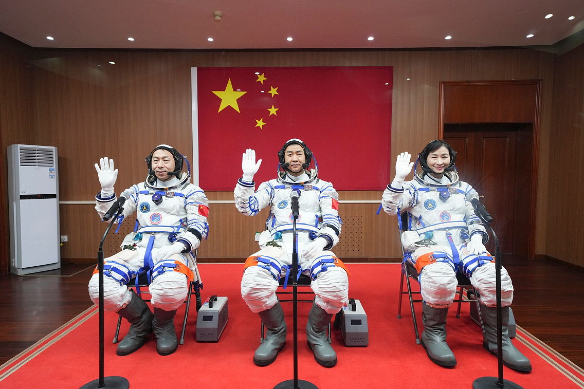 Crew Shenzhou-14