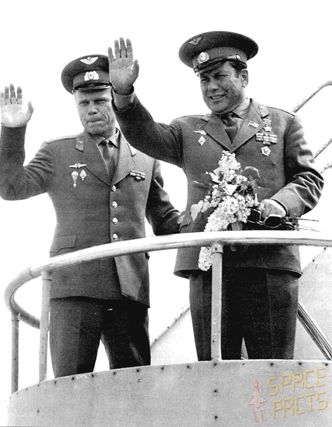 Crew Soyuz 14