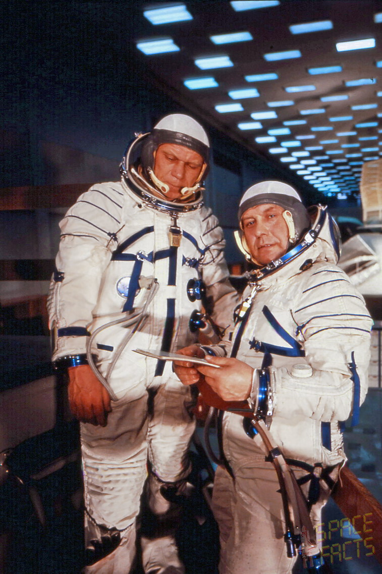 Crew Soyuz 14