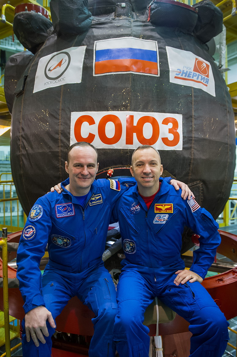 Crew Soyuz MS-04 backup