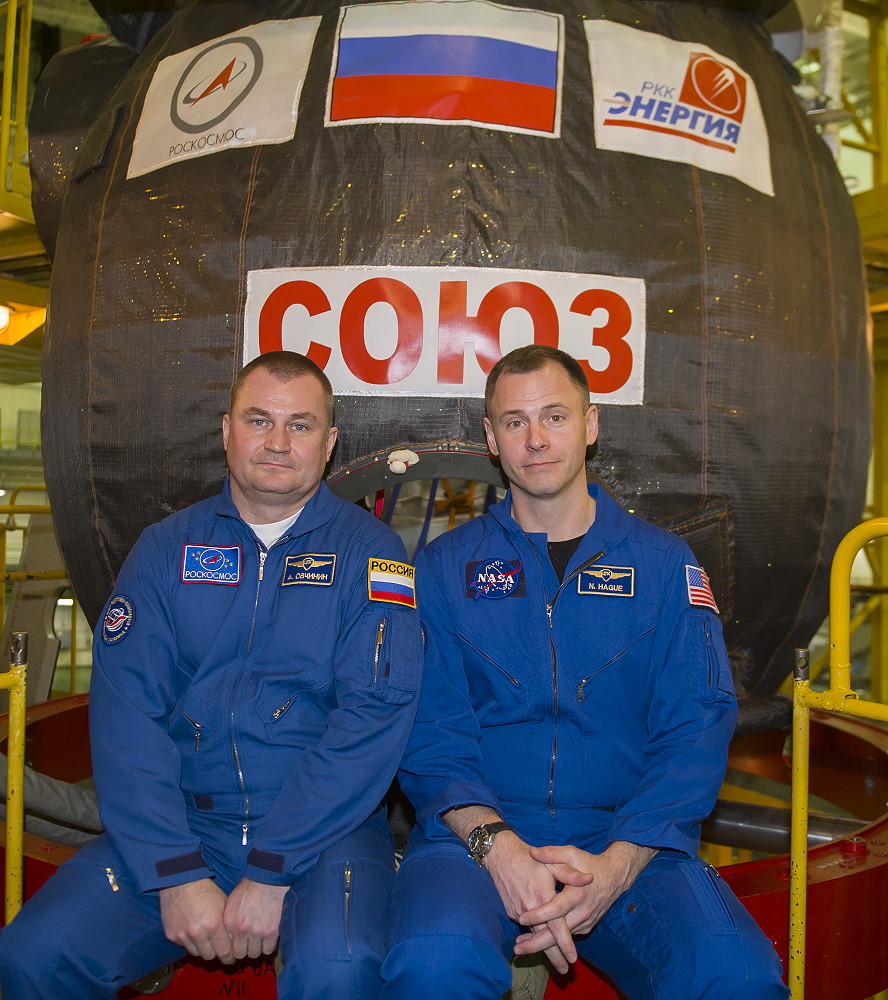 Crew Soyuz MS-08 backup