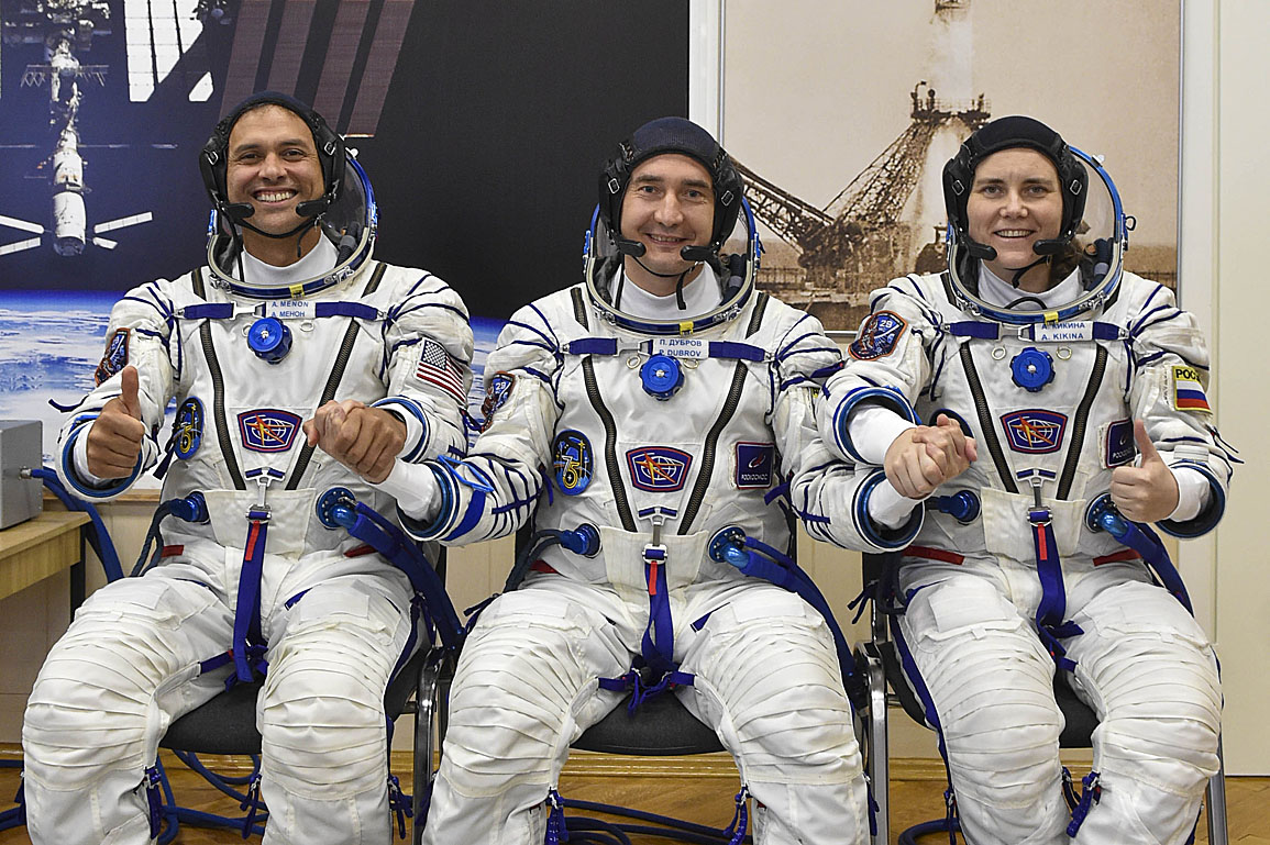 Crew Sojus MS-29