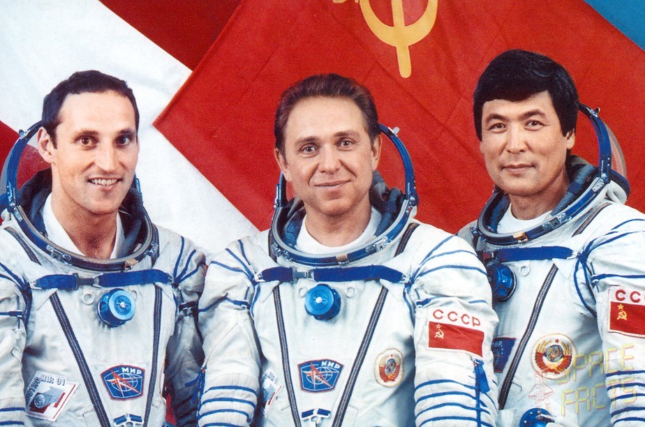 Crew Soyuz TM13