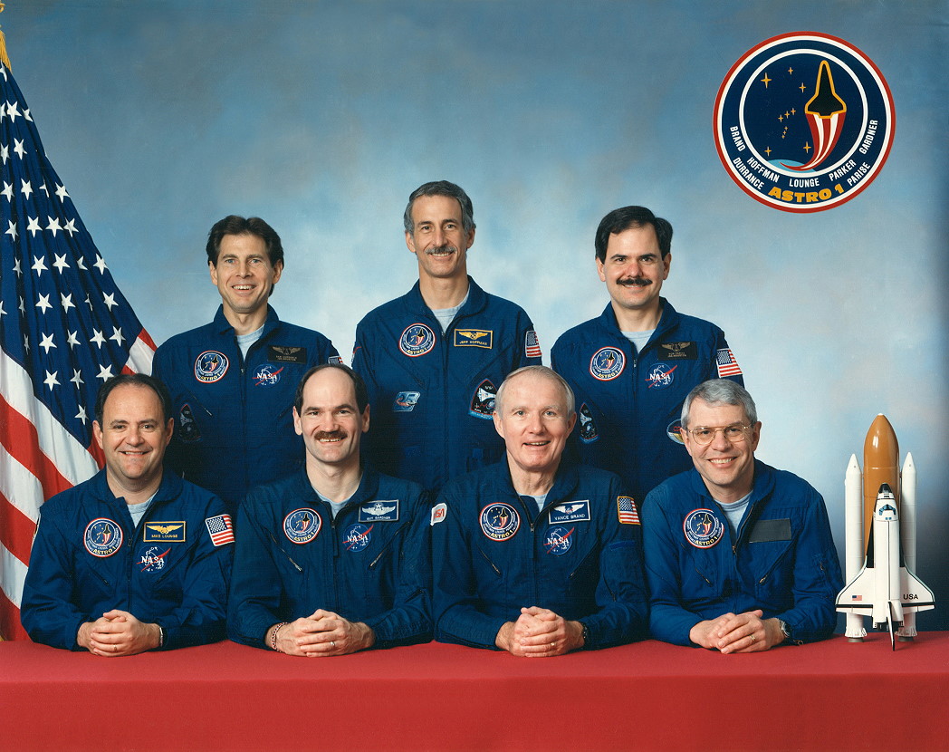 Crew STS-35