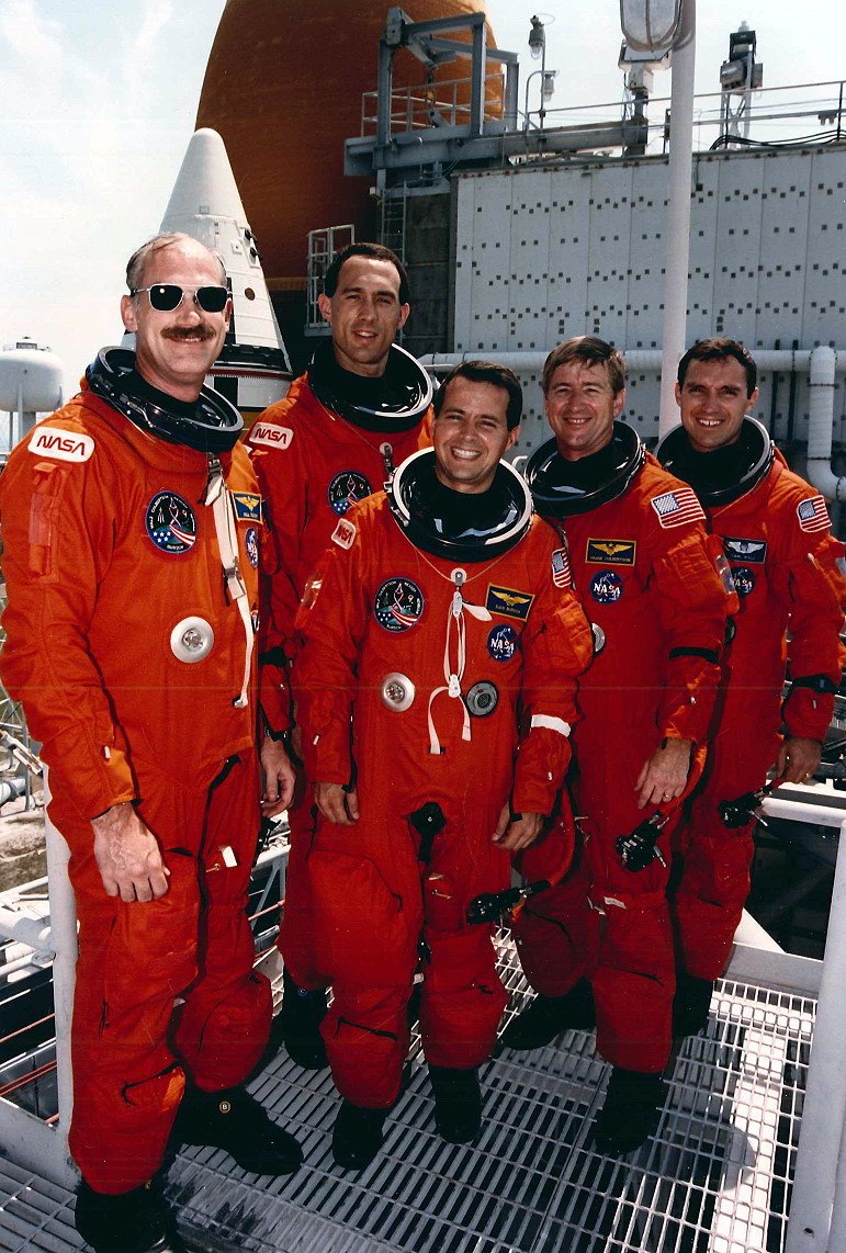 Crew STS51