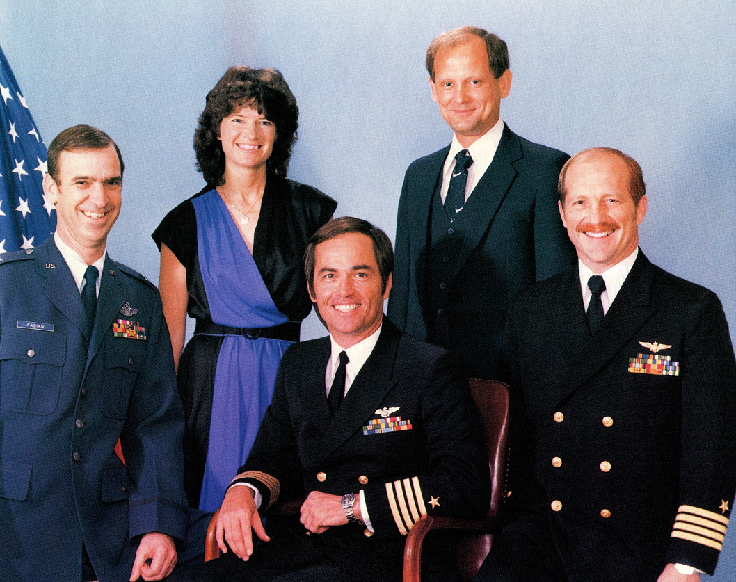 Crew STS-7