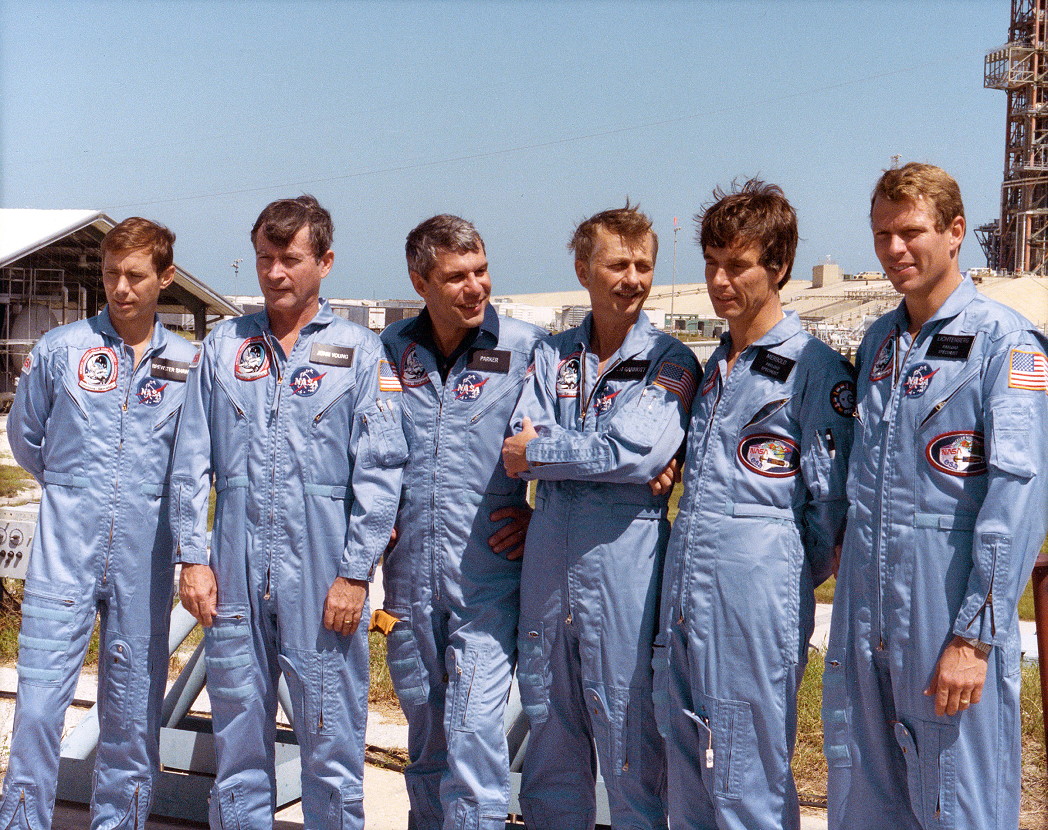 Crew STS-9
