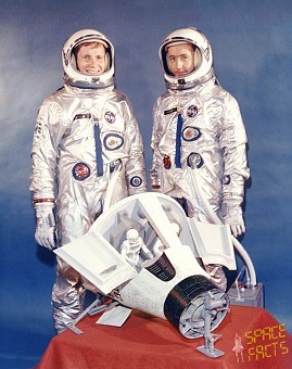 Gemini 4 crew