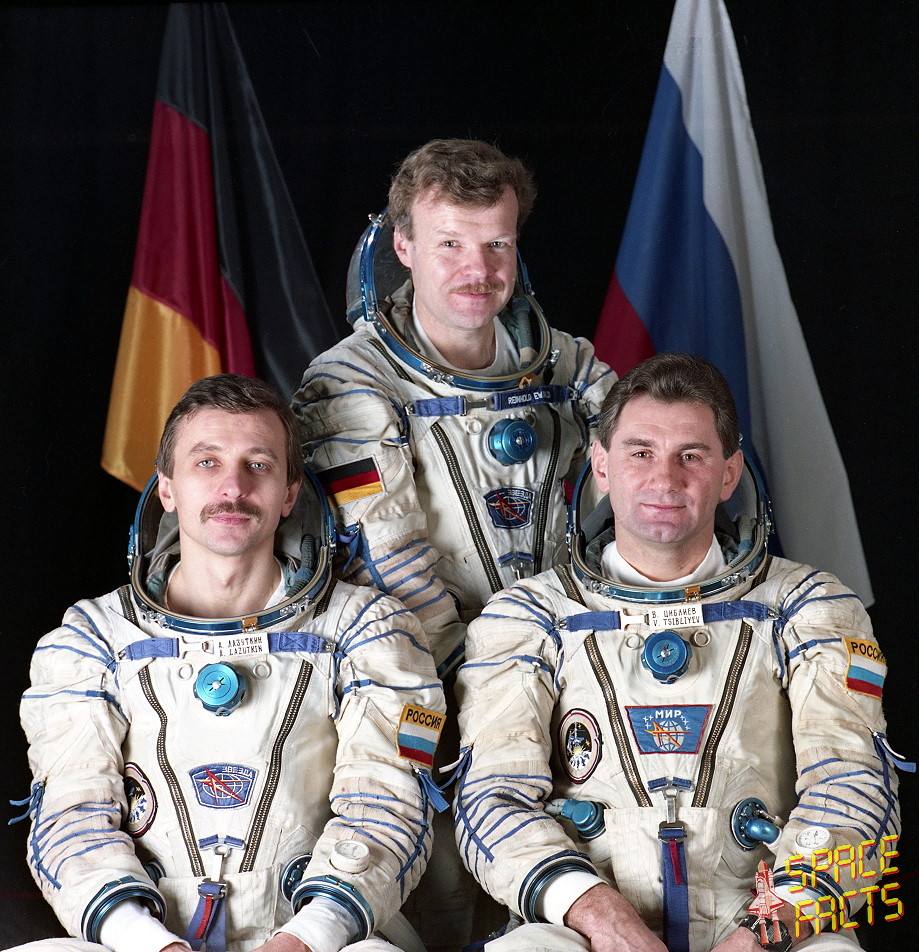 Crew Soyuz TM25