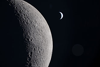 Der Mond w�hrend des Vorbeifluges