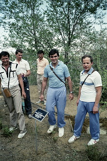 traditionelle Baumpflanzung in Baikonur